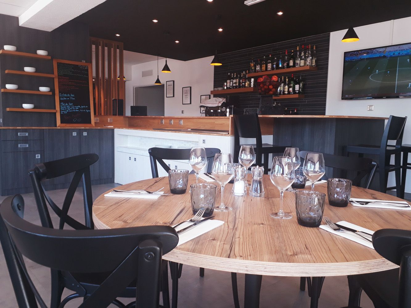 Brit Hotel Reims Nord - Bistrot Le Neuville