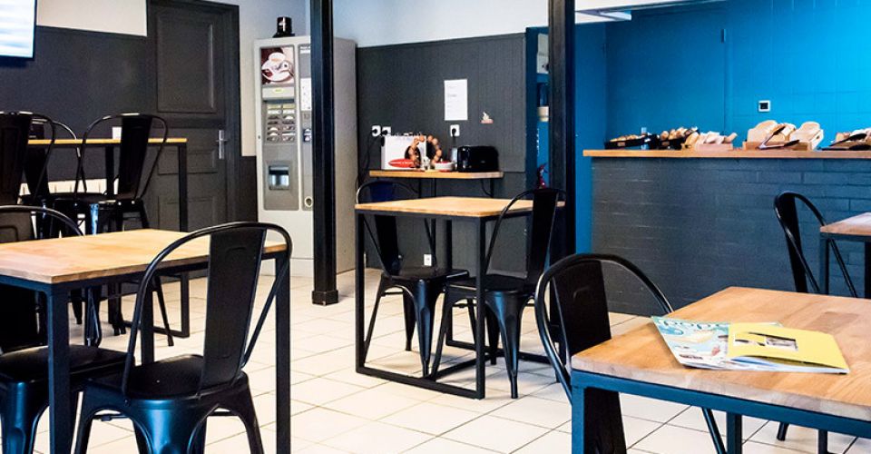 Enjoy the comfort of our 2, 3 or 4 star hotels throughout France