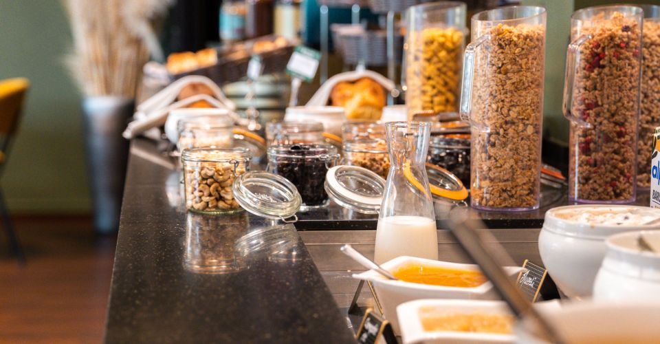 Enjoy the comfort of our 2, 3 or 4 star hotels throughout France