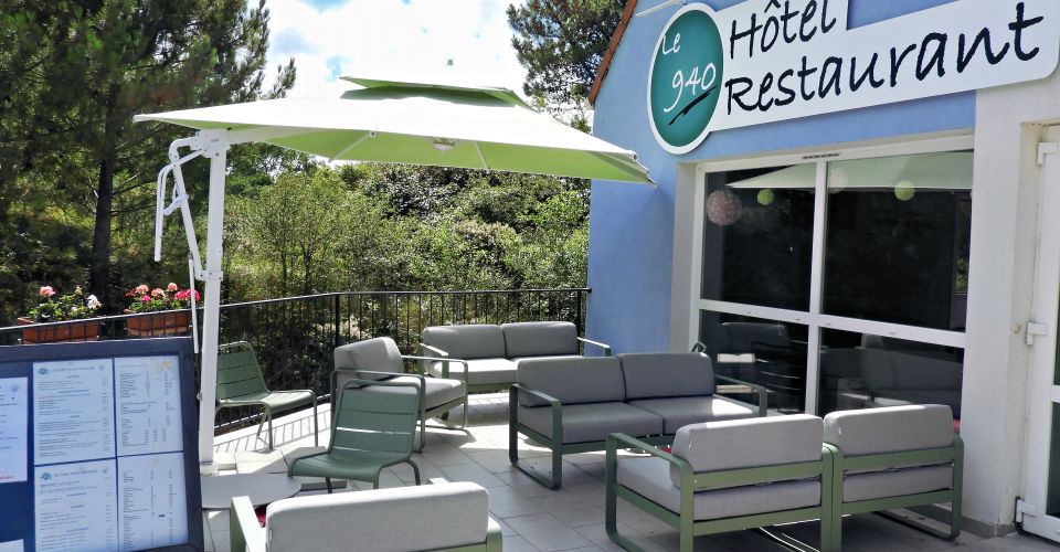 Enjoy the comfort of our 2, 3 or 4 star hotels throughout France