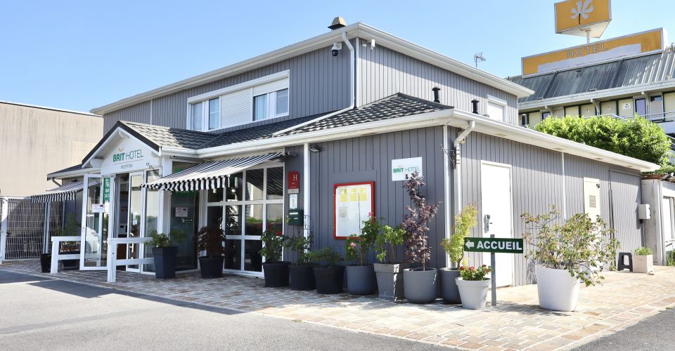 Profitez du confort de nos hôtels 2, 3 ou 4 étoiles sur l'ensemble de la France