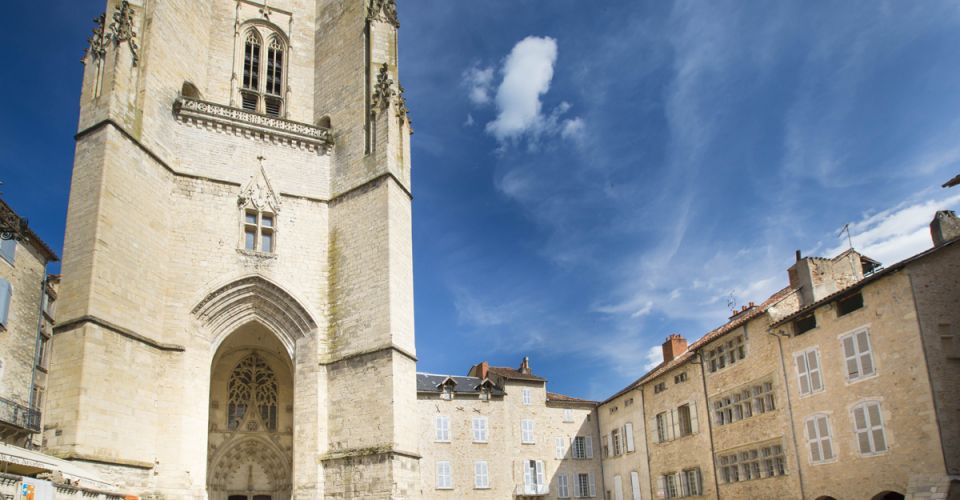 Profitez du confort de nos hôtels 2, 3 ou 4 étoiles sur l'ensemble de la France