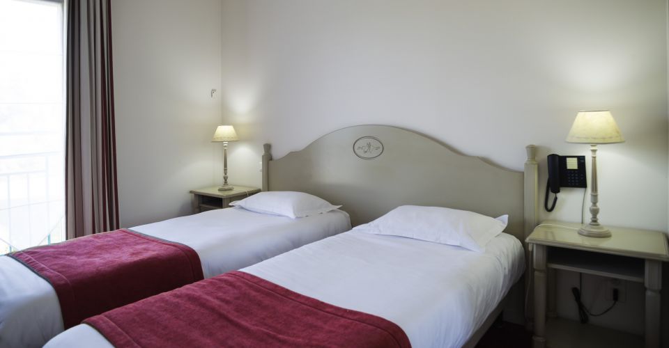 Enjoy the comfort of our 2, 3 or 4 star hotels throughout France