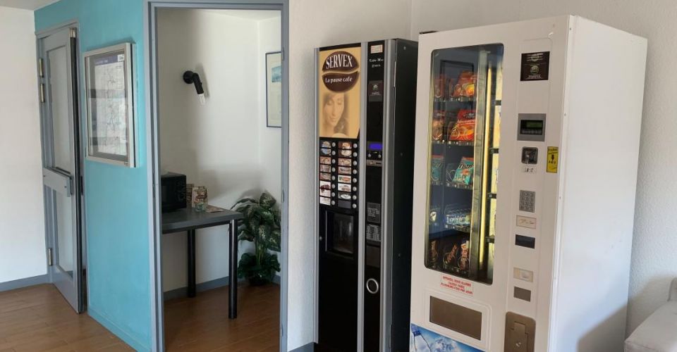 Enjoy the comfort of our 2, 3 or 4 star hotels throughout France