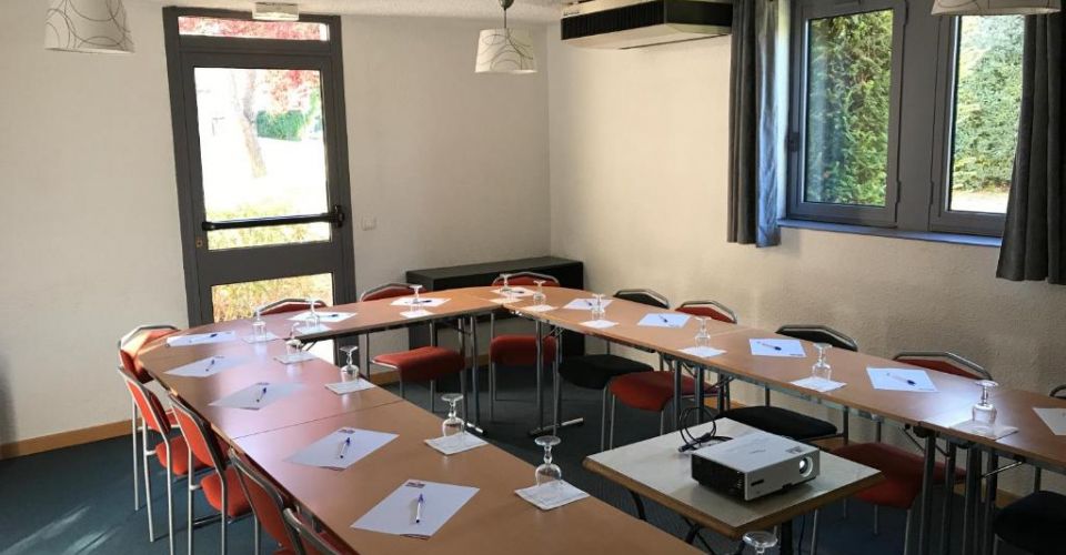 Profitez du confort de nos hôtels 2, 3 ou 4 étoiles sur l'ensemble de la France