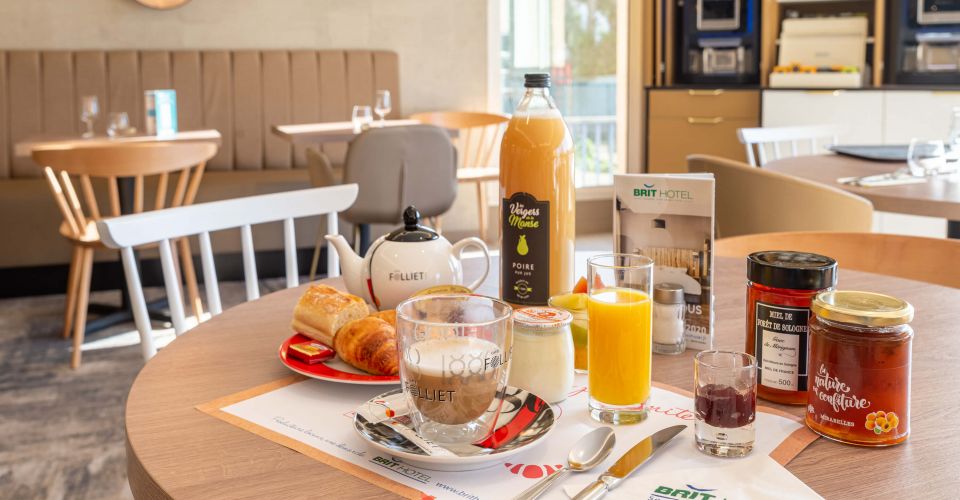 Le petit-déjeuner copieux d'Orléans