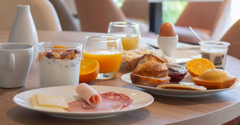 Le petit-déjeuner du brit hotel Nantes la beaujoire