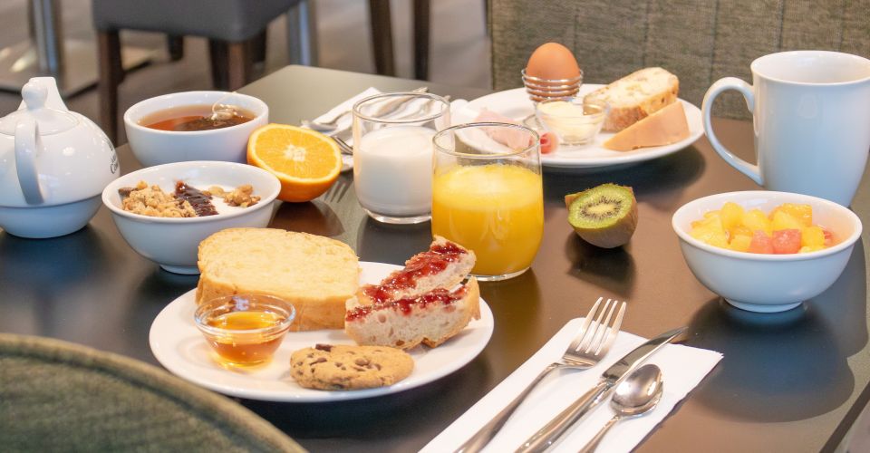 hotel in Bressuire with breakfast