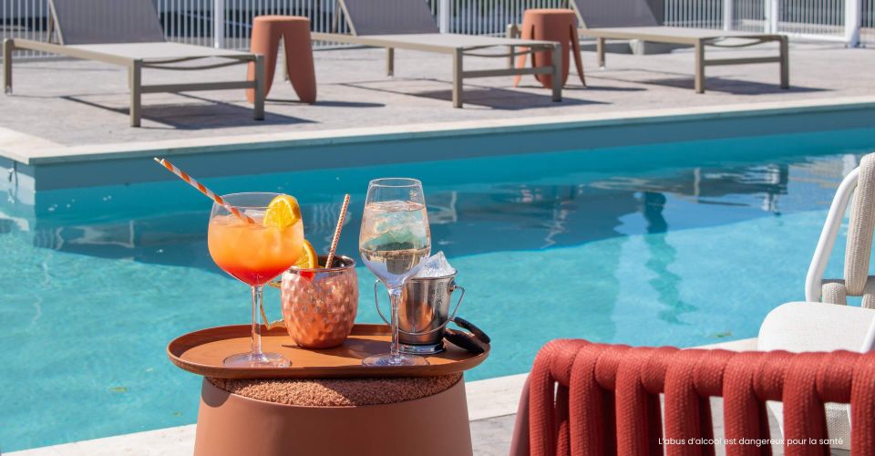 Enjoy the comfort of our 2, 3 or 4 star hotels throughout France
