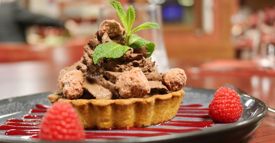 Chocolate tartlet from the Aquitaine restaurant in Agen