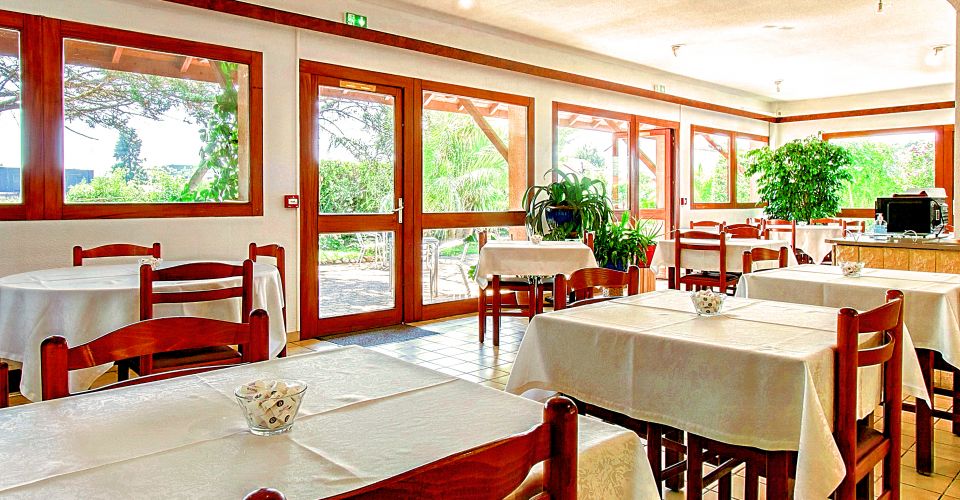 Profitez du confort de nos hôtels 2, 3 ou 4 étoiles sur l'ensemble de la France