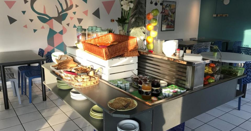 Enjoy the comfort of our 2, 3 or 4 star hotels throughout France