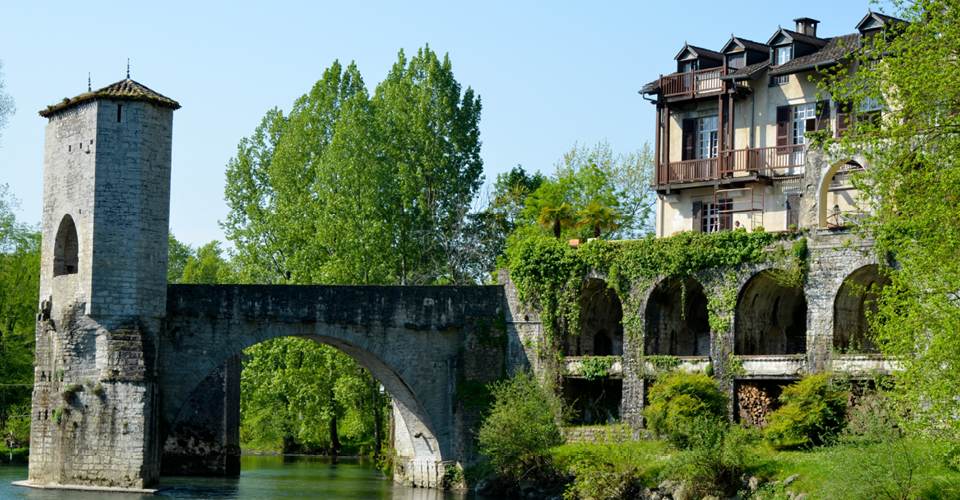 Profitez du confort de nos hôtels 2, 3 ou 4 étoiles sur l'ensemble de la France