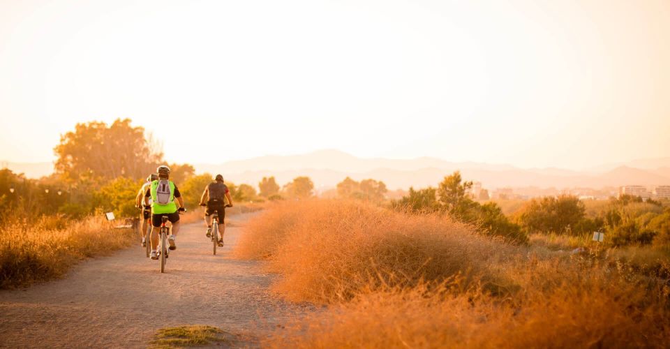 Hotel to accommodate bicycle tourists