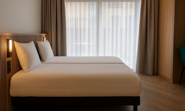 Enjoy the comfort of our 2, 3 or 4 star hotels throughout France