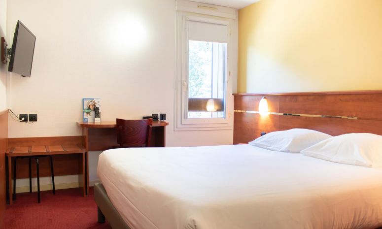 Profitez du confort de nos hôtels 2, 3 ou 4 étoiles sur l'ensemble de la France