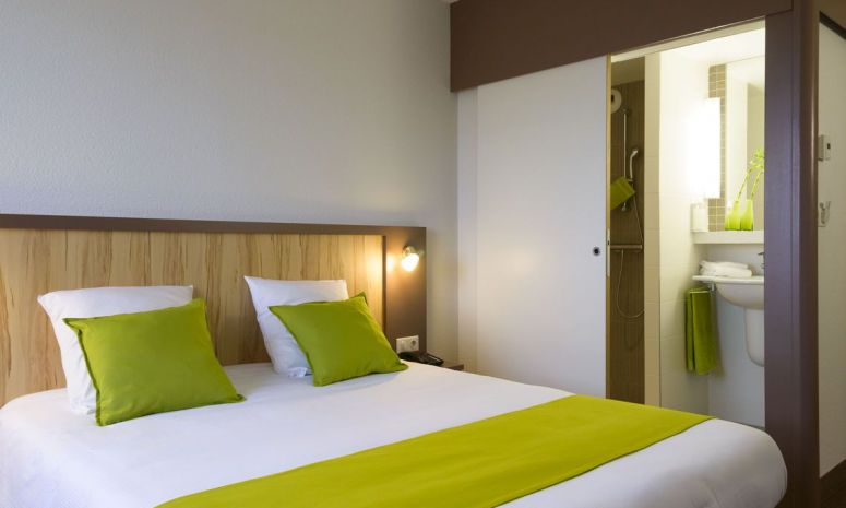 Enjoy the comfort of our 2, 3 or 4 star hotels throughout France