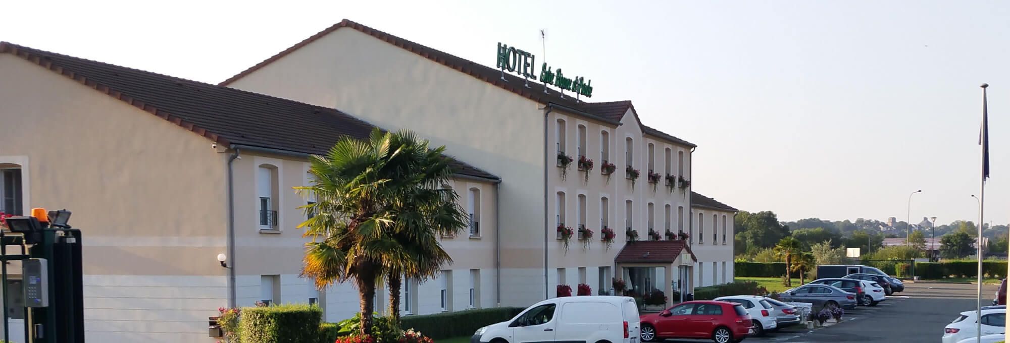 The exterior of the Hôtel de Chateaudun