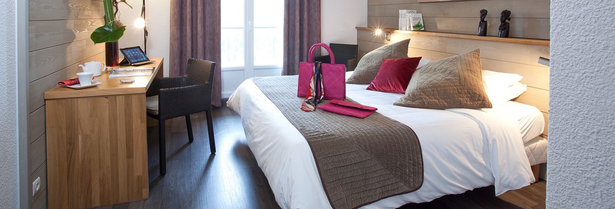 Enjoy the comfort of our 2, 3 or 4 star hotels throughout France