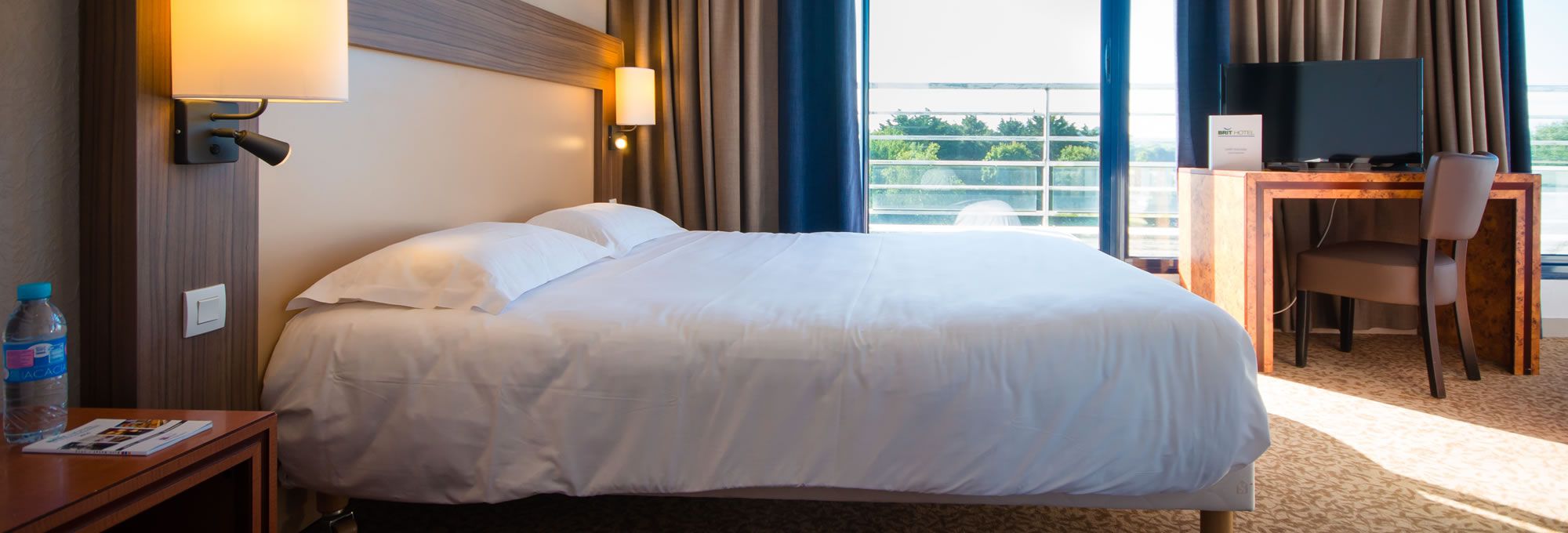 Enjoy the comfort of our 2, 3 or 4 star hotels throughout France