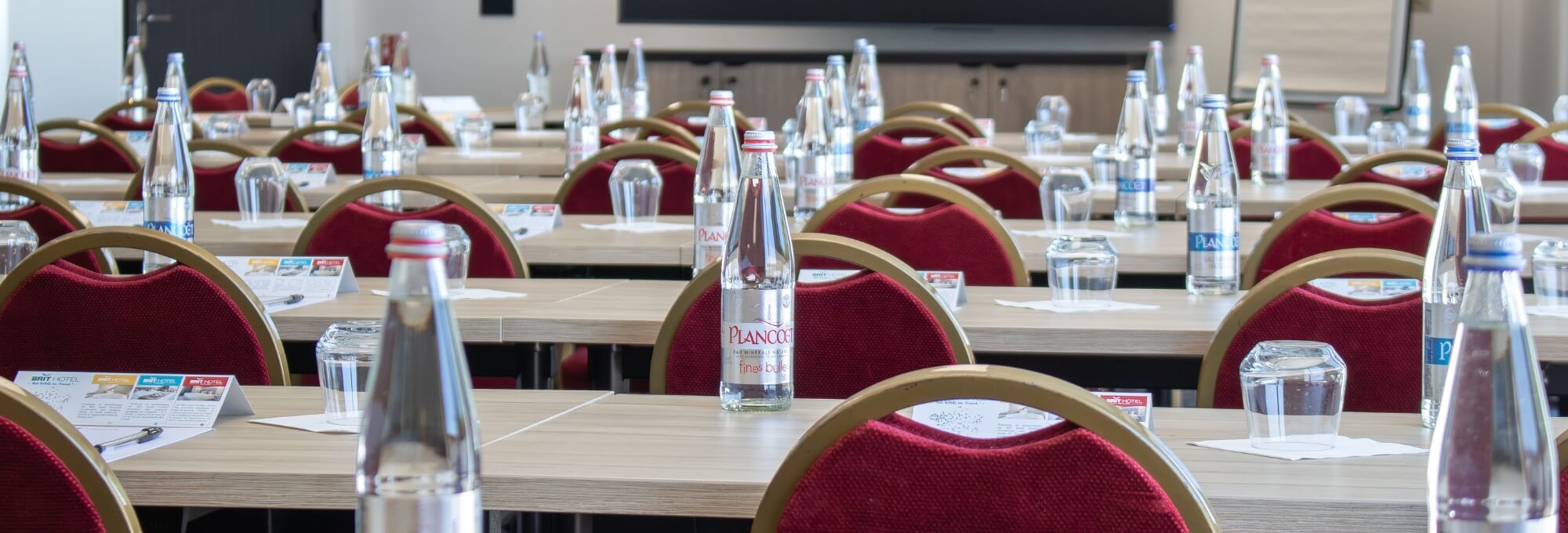 Our two air-conditioned seminar rooms