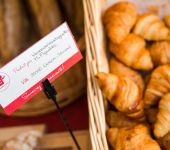 Le bon pain du Boulanger au buffet du petit-déjeuner