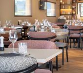 Enjoy the comfort of our 2, 3 or 4 star hotels throughout France