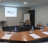 Enjoy the comfort of our 2, 3 or 4 star hotels throughout France