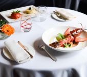 Enjoy the comfort of our 2, 3 or 4 star hotels throughout France