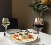 Enjoy the comfort of our 2, 3 or 4 star hotels throughout France