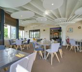Enjoy the comfort of our 2, 3 or 4 star hotels throughout France
