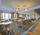 Enjoy the comfort of our 2, 3 or 4 star hotels throughout France