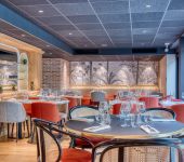 Enjoy the comfort of our 2, 3 or 4 star hotels throughout France