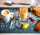 Le café gourmand servit au restaurant de Brest