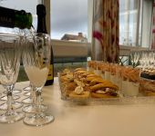 Enjoy the comfort of our 2, 3 or 4 star hotels throughout France