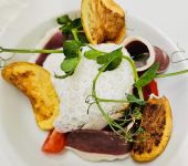 Enjoy the comfort of our 2, 3 or 4 star hotels throughout France