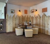 Enjoy the comfort of our 2, 3 or 4 star hotels throughout France