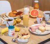 Enjoy the comfort of our 2, 3 or 4 star hotels throughout France