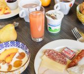 la buffet petit-déjeuner du brit hotel dieppe