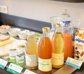 les produits locaux du buffet petit-déjeuner à Dieppe