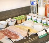 les produits locaux du buffet petit-déjeuner à Dieppe