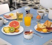 Enjoy the comfort of our 2, 3 or 4 star hotels throughout France