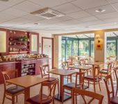 salle de petit-dejeuner à l'hôtel de Châteaudun