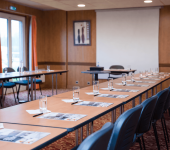 Fully equipped seminar room at the Brit Hotel Brest Le Relecq Kerhuon