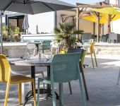 The terrace in Anjou, under the sun in Angers