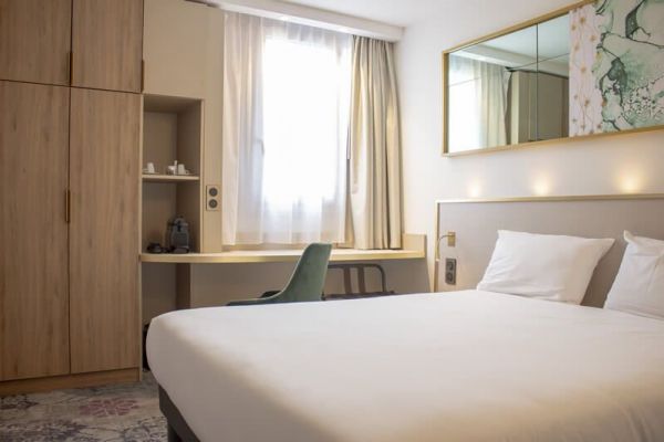 A double room at the Mérignac hotel