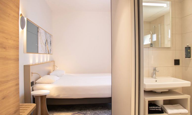Brit Hotel Cahors- Le Valentré in Cahors, France