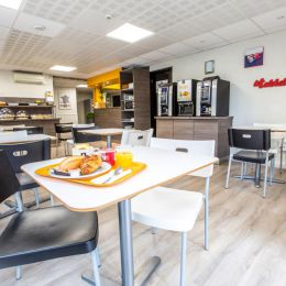 Brit Hotel Parc Azur