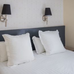 Brit Hotel Confort Nîmes Ouest