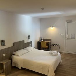 Brit Hotel Essentiel Millau